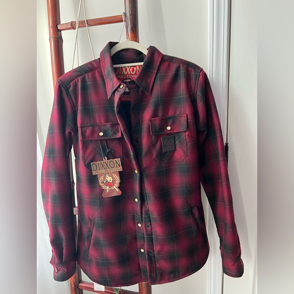 DIXXON Burgundy and Black Plaid women’s M shacket